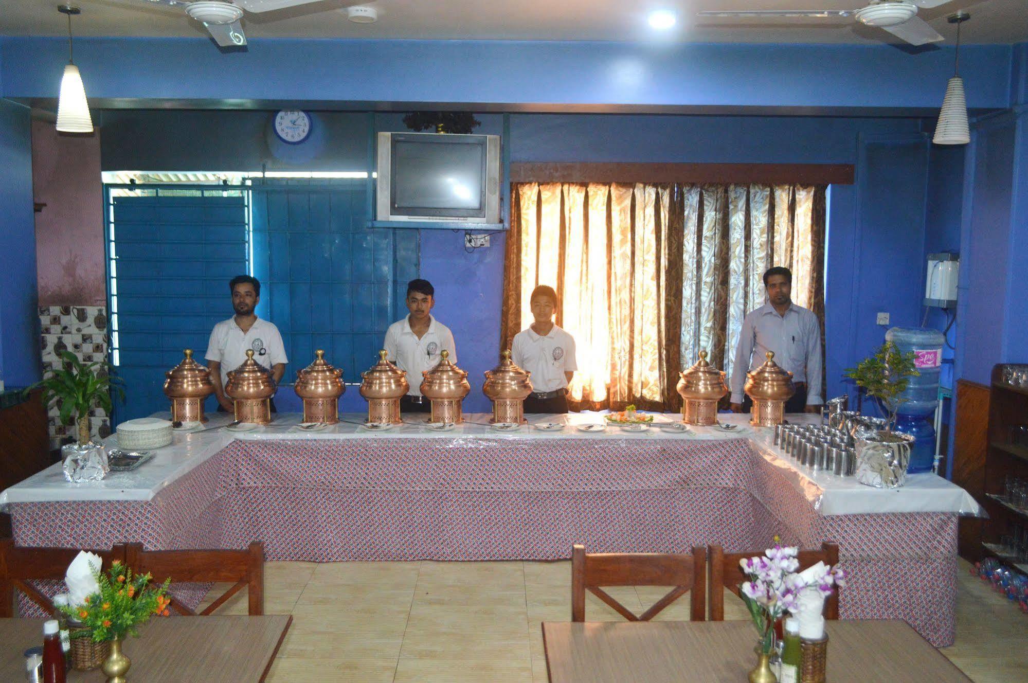 Pokhara Deep Sagar Hotel Ngoại thất bức ảnh