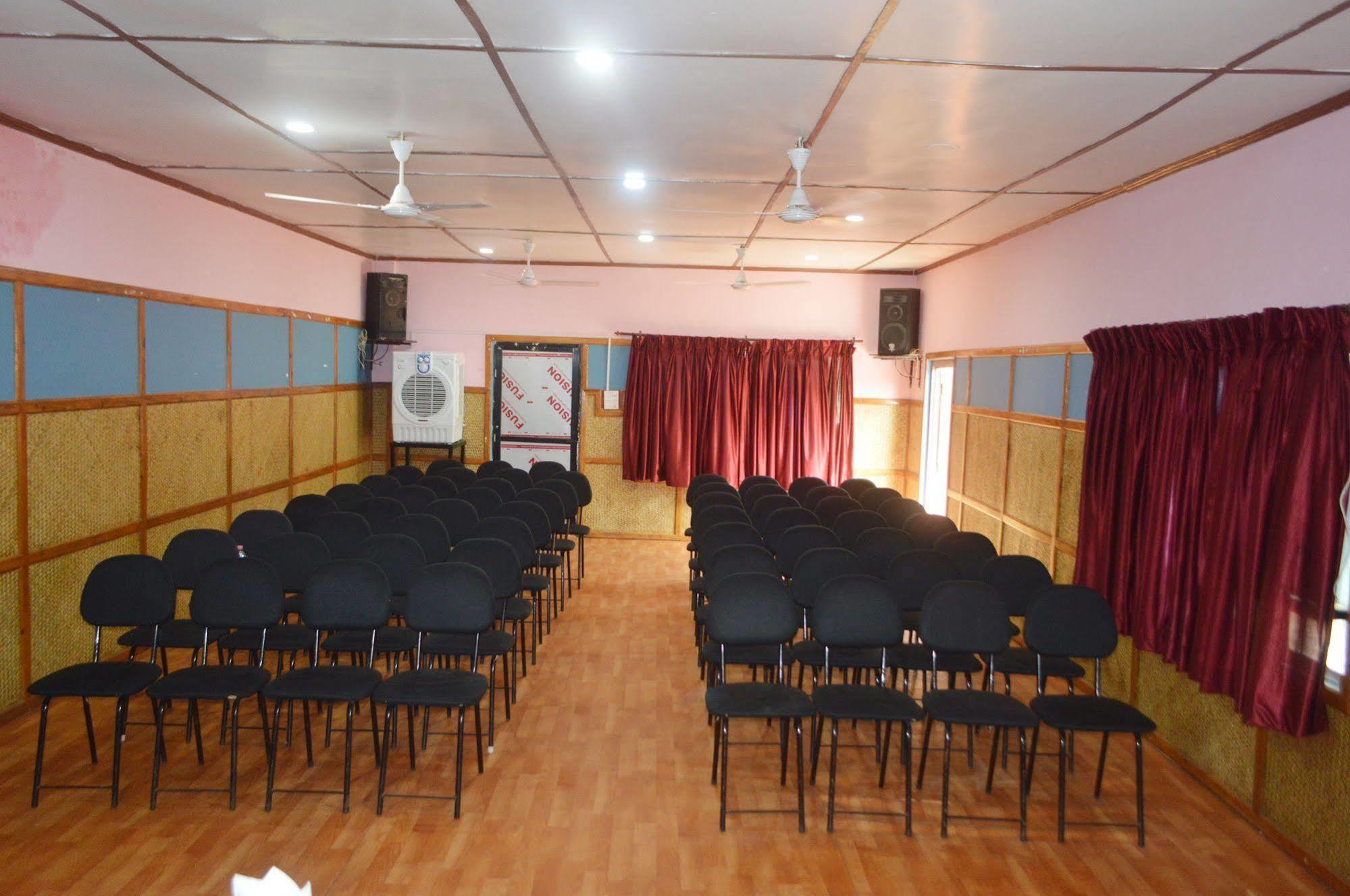 Pokhara Deep Sagar Hotel Ngoại thất bức ảnh