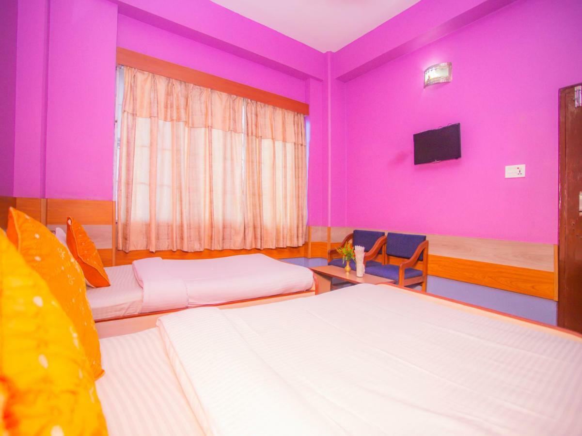 Pokhara Deep Sagar Hotel Ngoại thất bức ảnh
