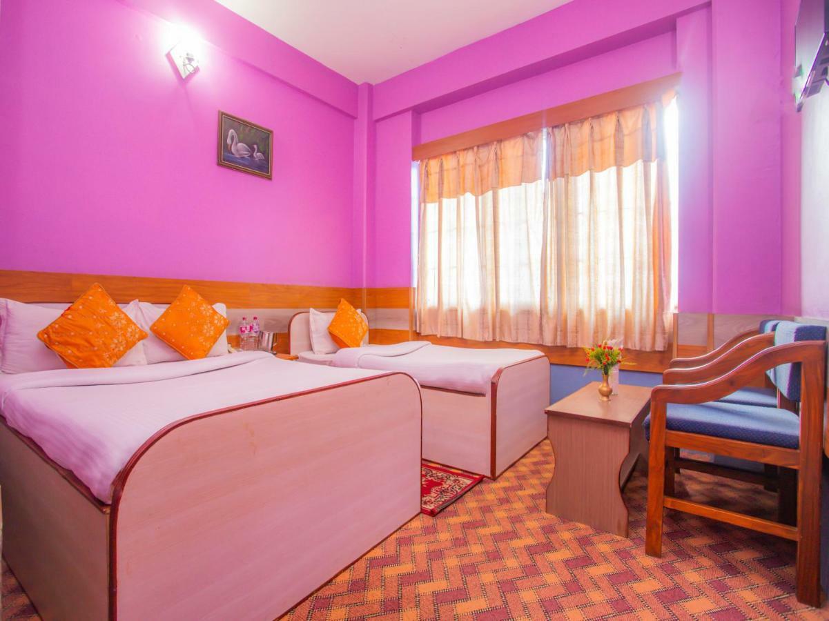 Pokhara Deep Sagar Hotel Ngoại thất bức ảnh