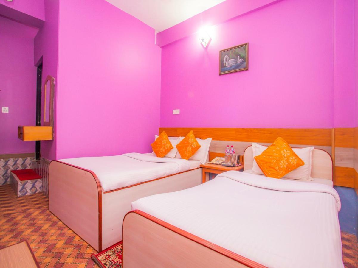 Pokhara Deep Sagar Hotel Ngoại thất bức ảnh